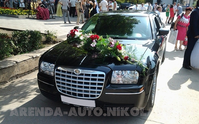 Аренда Chrysler 300C на свадьбу Николаев